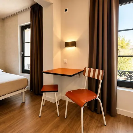 7art Hotel 3*