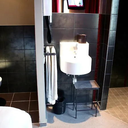 7阿特酒店 酒店